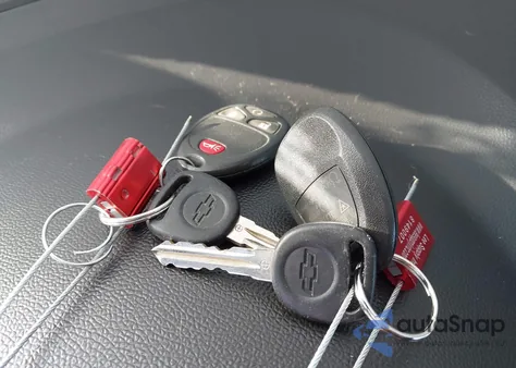 2015 Chevrolet Traverse 1Lt z USA, uszkodzony, nr VIN 1GNKVGKD8FJ115815